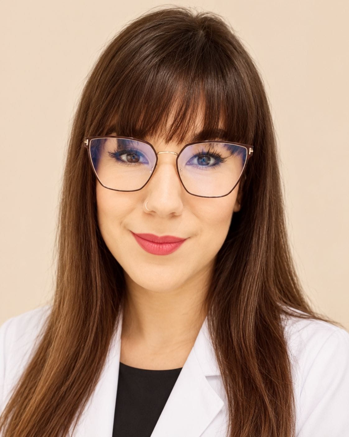 Miss Bhavna Sharma, Consultant Ophthalmic and Oculoplastic Surgeon